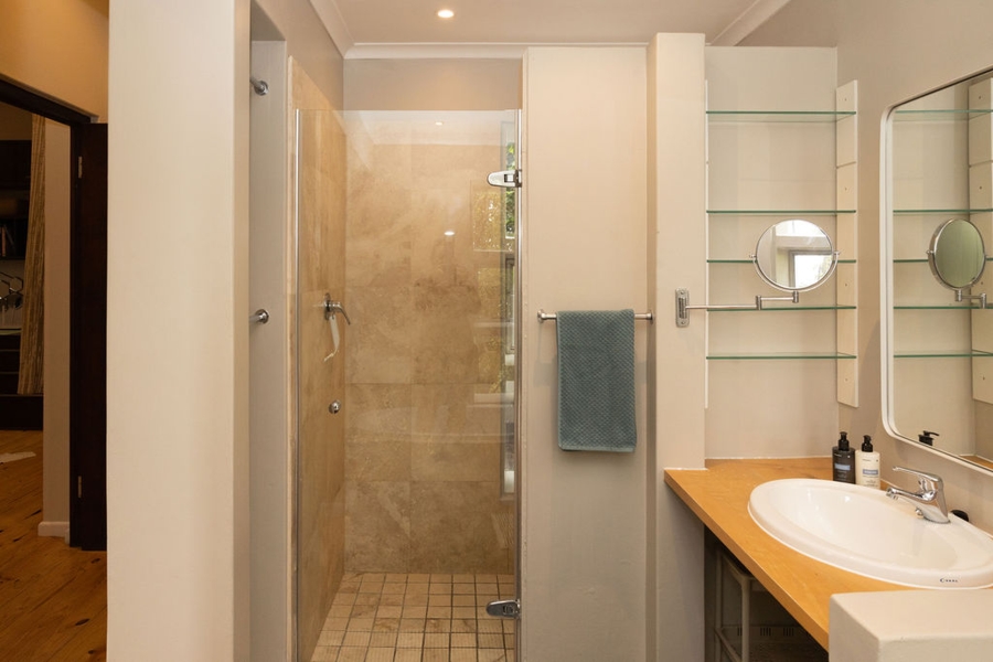 To Let 4 Bedroom Property for Rent in Belvedere Western Cape